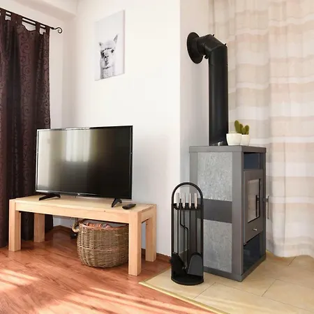 Studio-apartment Mit Balkon Appartement *